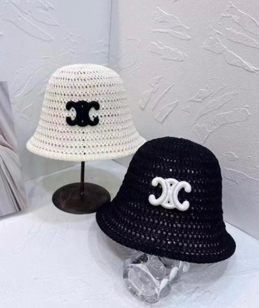 Line BUCKET HAT