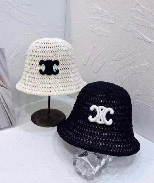 Line BUCKET HAT